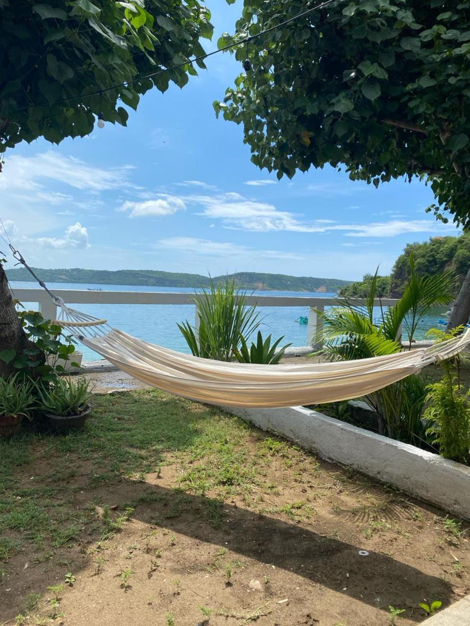 Surf Shack Grupuk Hotel Bumbang Ngoại thất bức ảnh